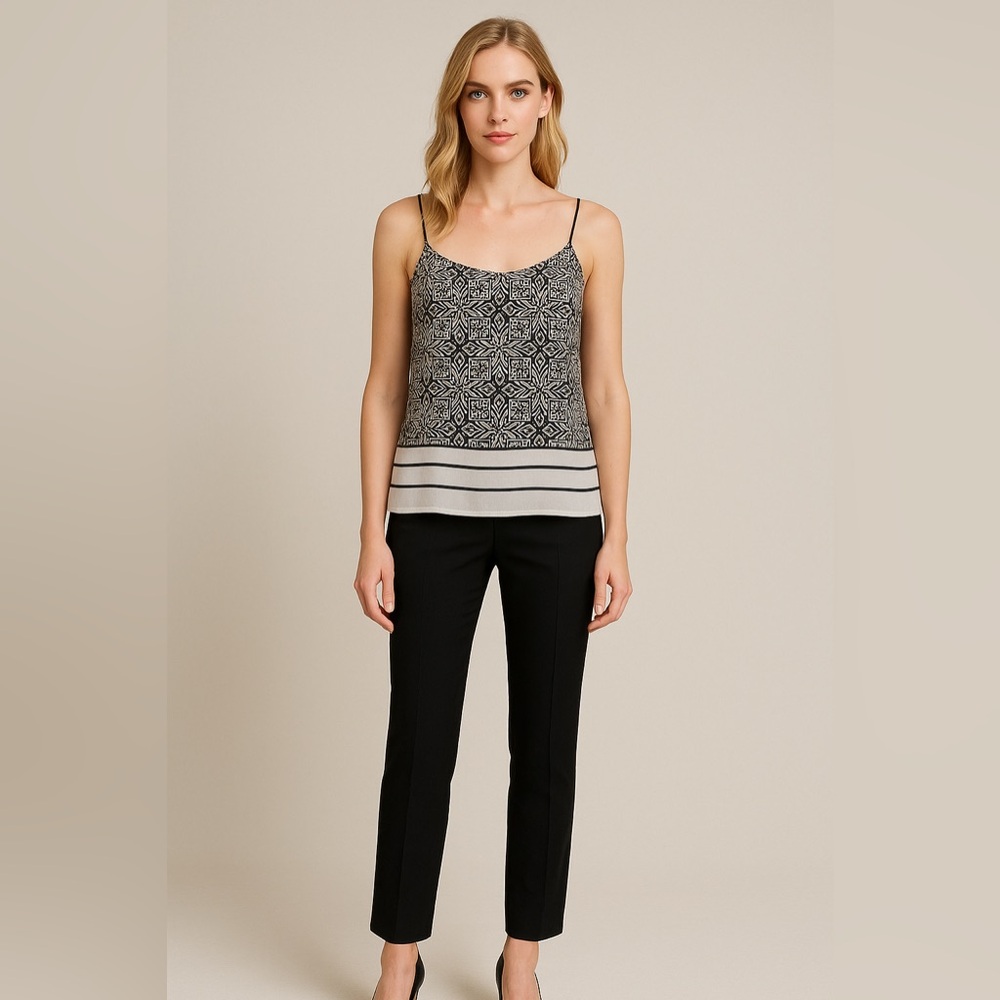 Banana Republic Black & White Shell Size 4 100% Polyester Fully Lined